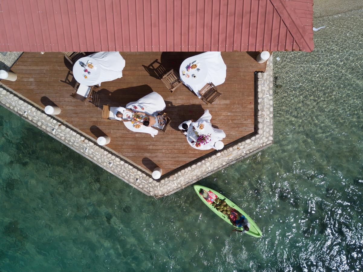 Moulin Sur Mer Beach Resort Montrouis Bagian luar foto
