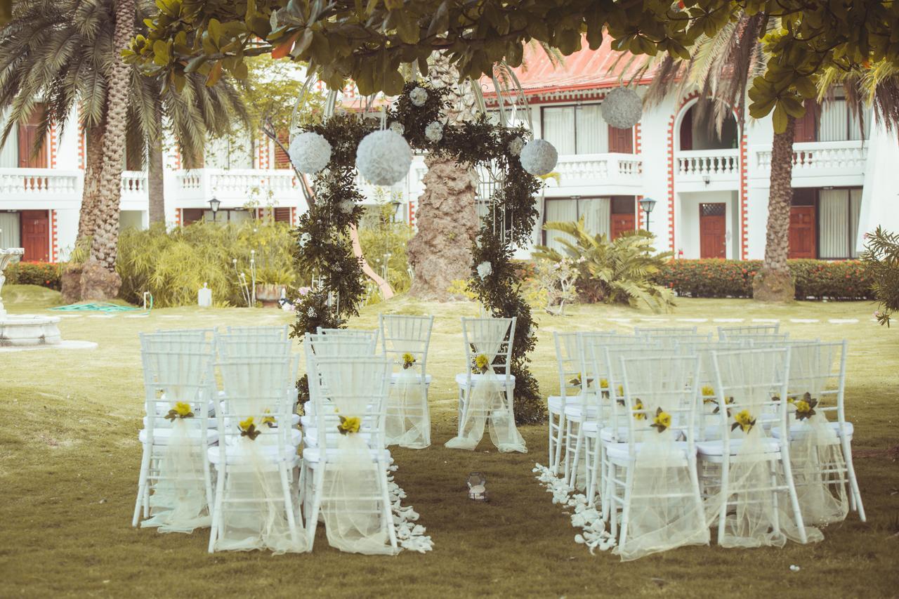 Moulin Sur Mer Beach Resort Montrouis Bagian luar foto