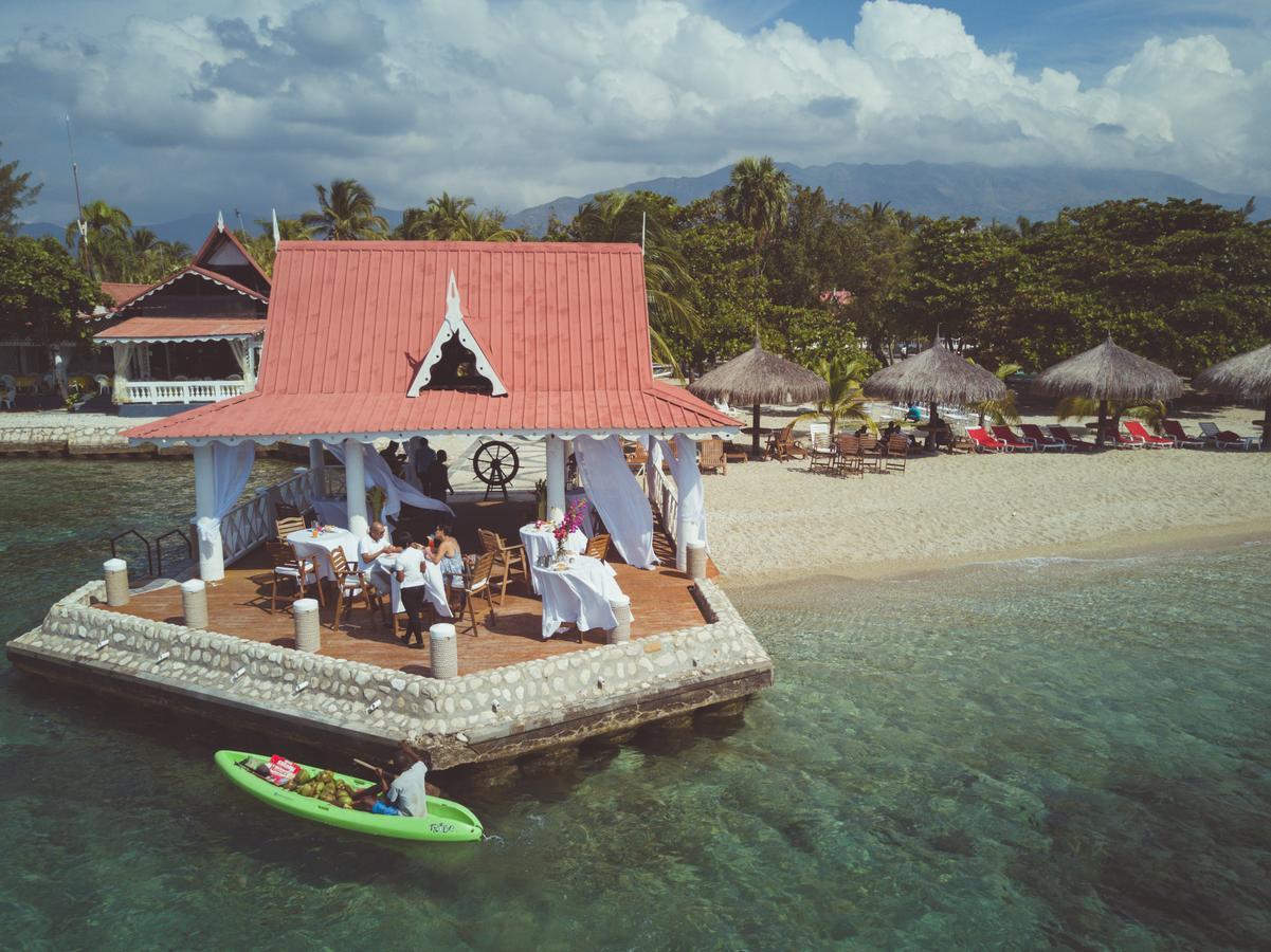 Moulin Sur Mer Beach Resort Montrouis Bagian luar foto