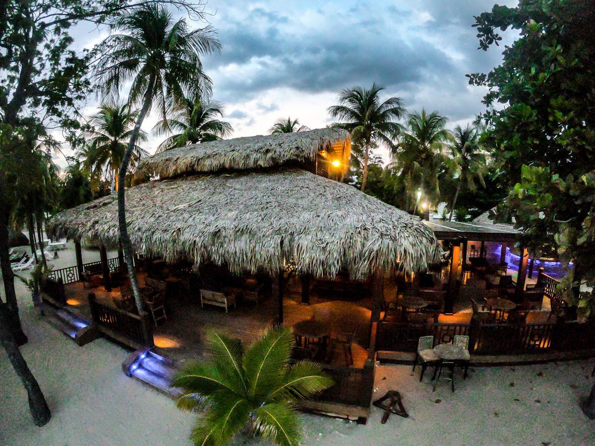 Moulin Sur Mer Beach Resort Montrouis Bagian luar foto