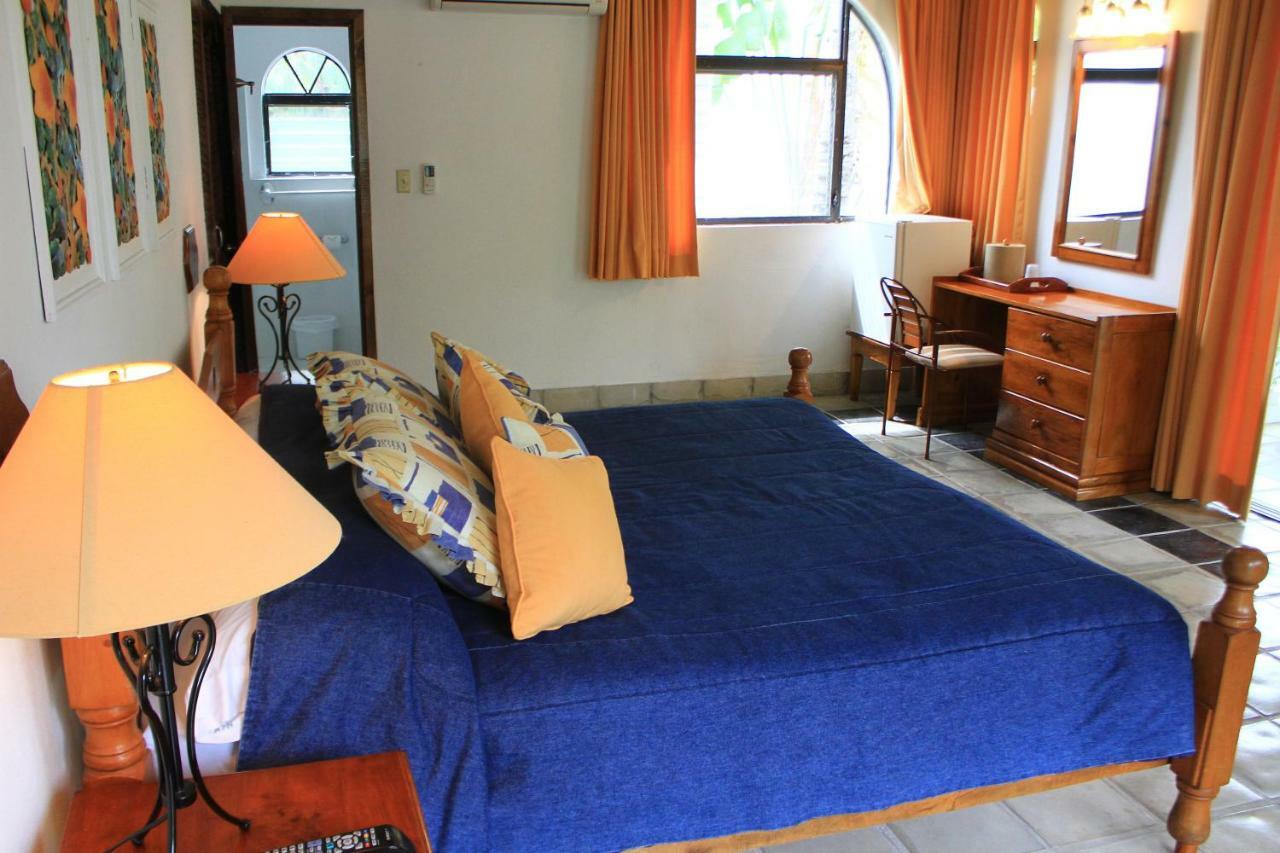 Moulin Sur Mer Beach Resort Montrouis Bagian luar foto